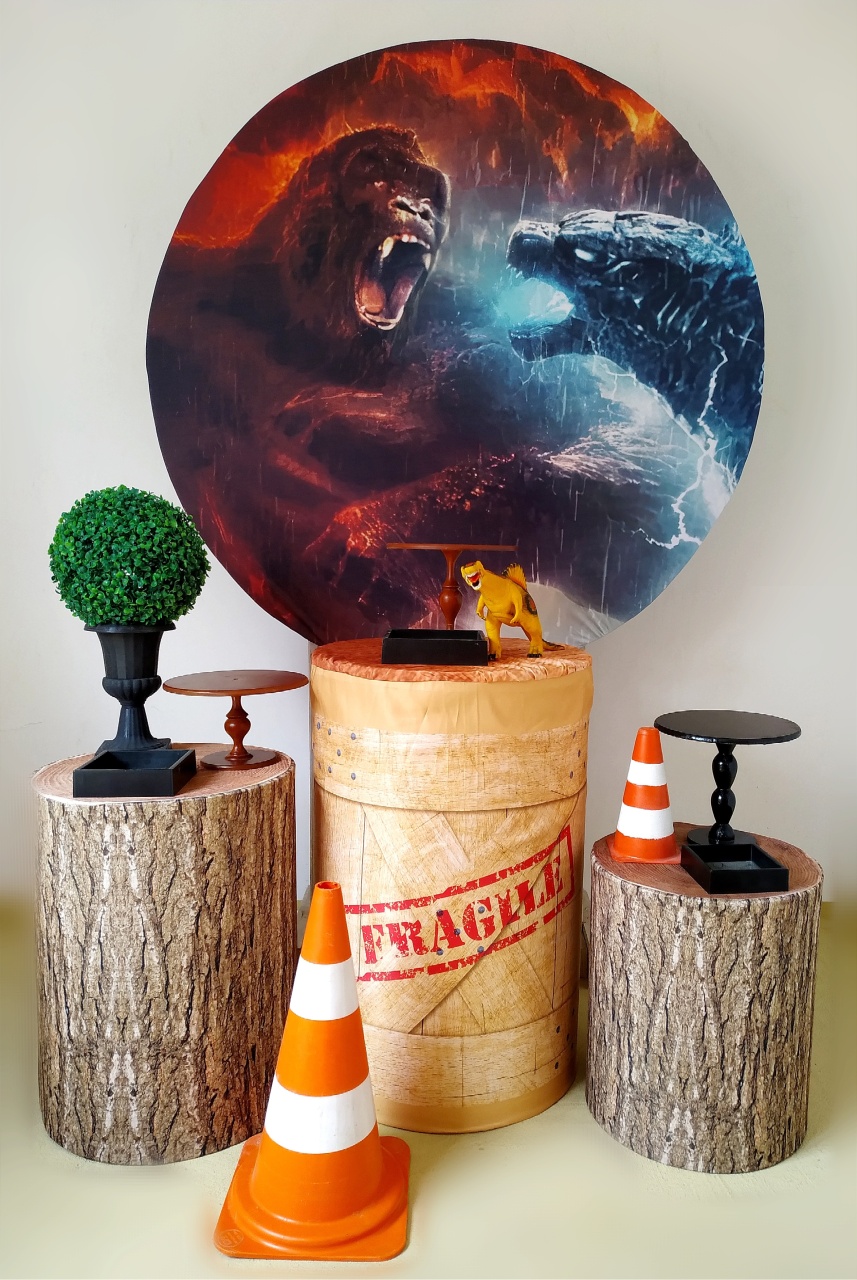 King Kong X Godzila (Kit Prata) - Beca Decorações