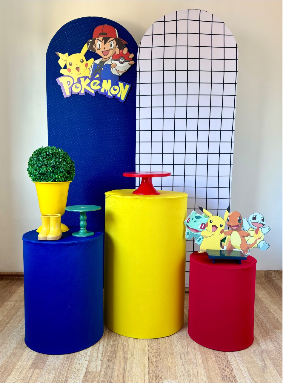 Pokémon Com Painel Romano (Composição) - Beca Decorações
