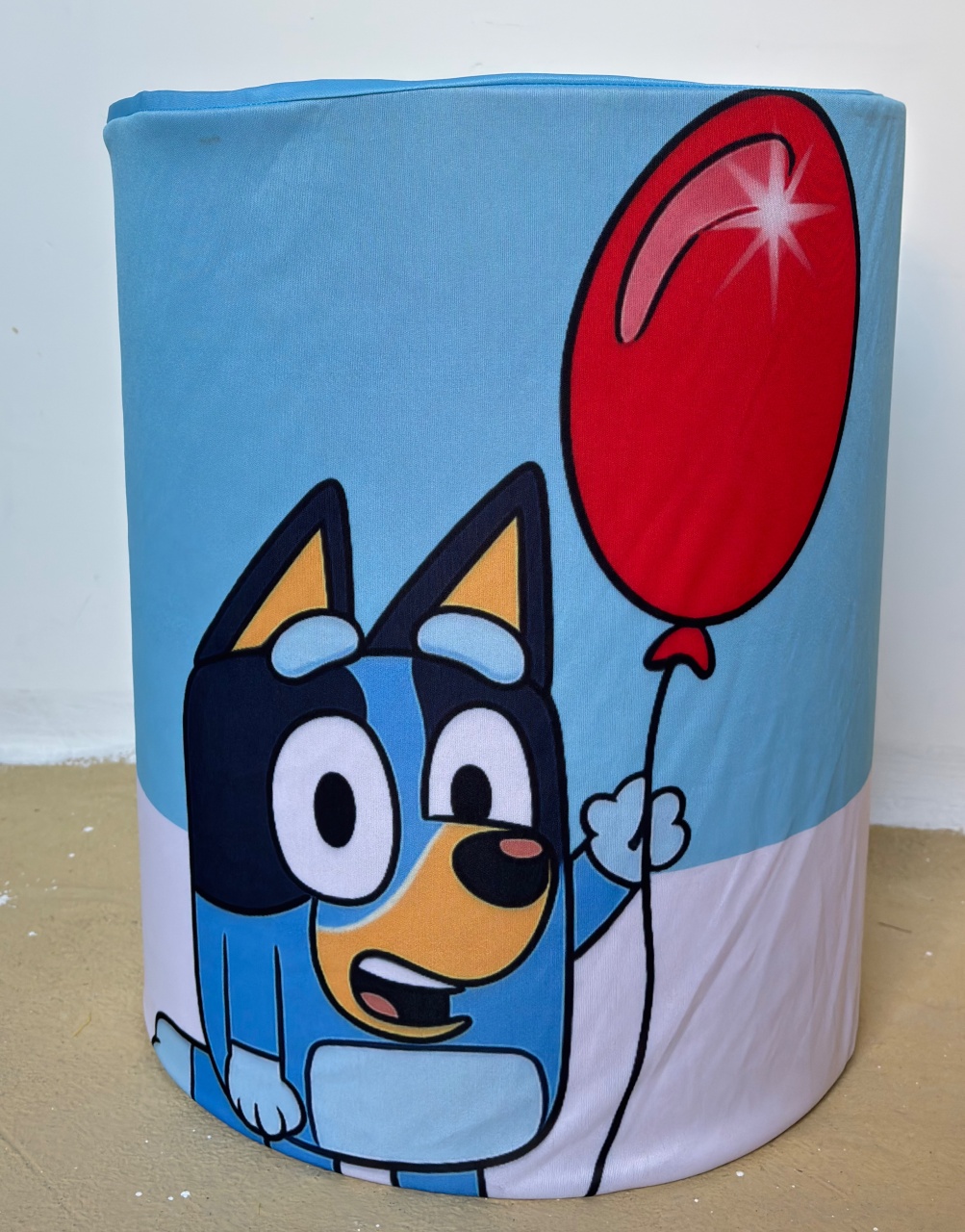 Capa de Cilindro Bluey P (Locação) - Beca Decorações