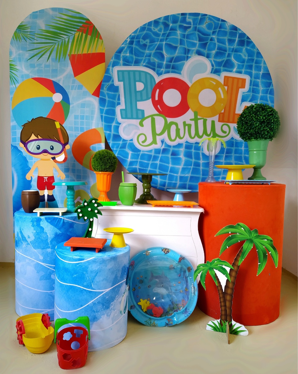 Pool Party - Kit Diamante - Beca Decorações