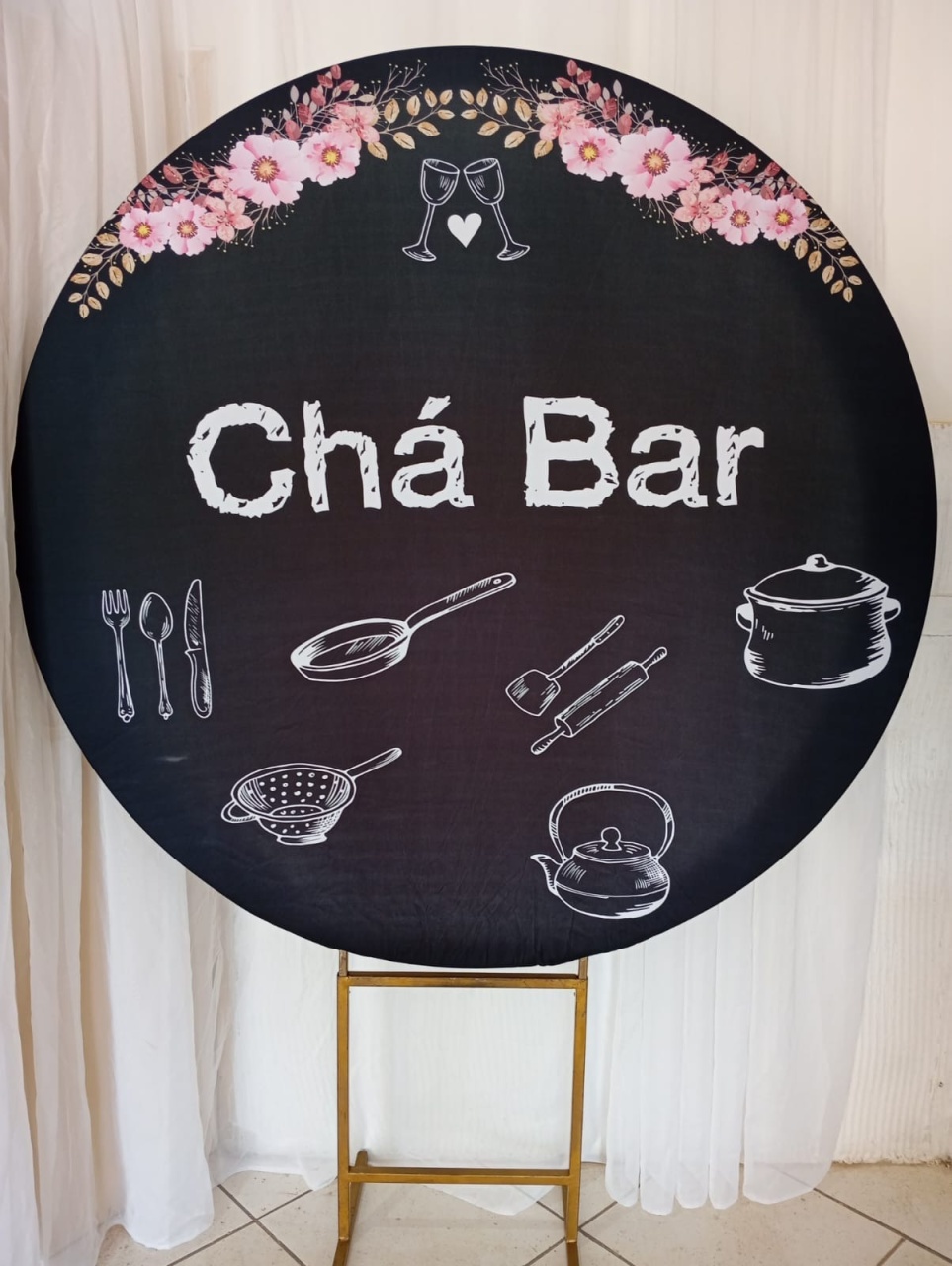 Capa Para Painel Redondo Chá Bar - 1,5Mt - Bonequinha Preta Festas