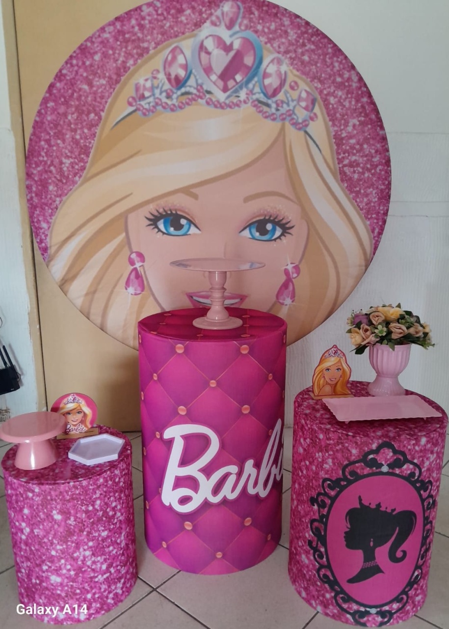 Kit Básico - Barbie - Bonequinha Preta Festas