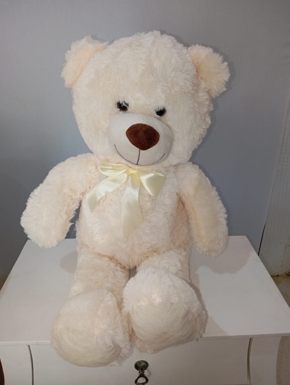 Urso de Pelúcia Grande Bege - Bonequinha Preta Festas