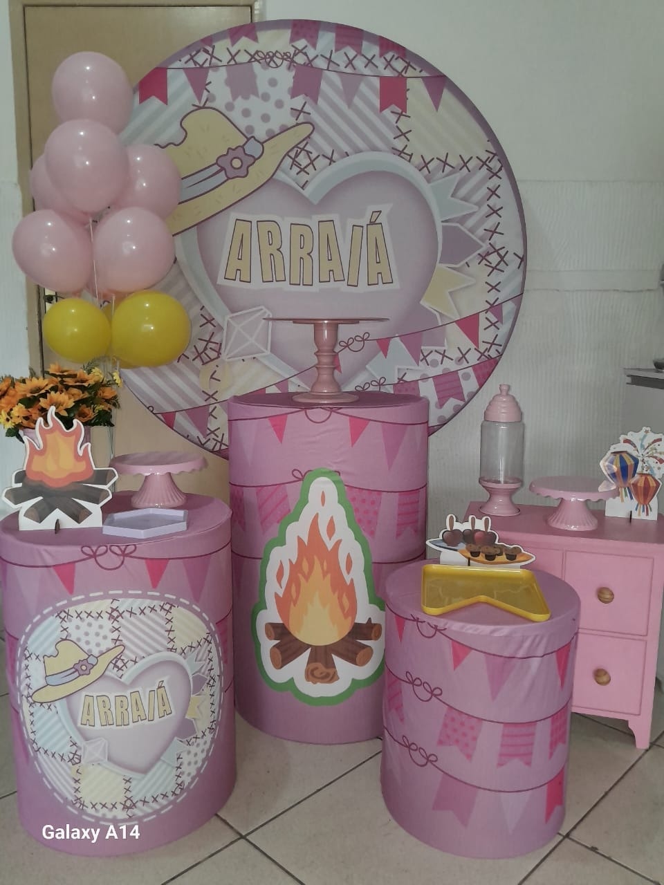 Kit M - Arraiá Rosa / Festa Junina - Bonequinha Preta Festas