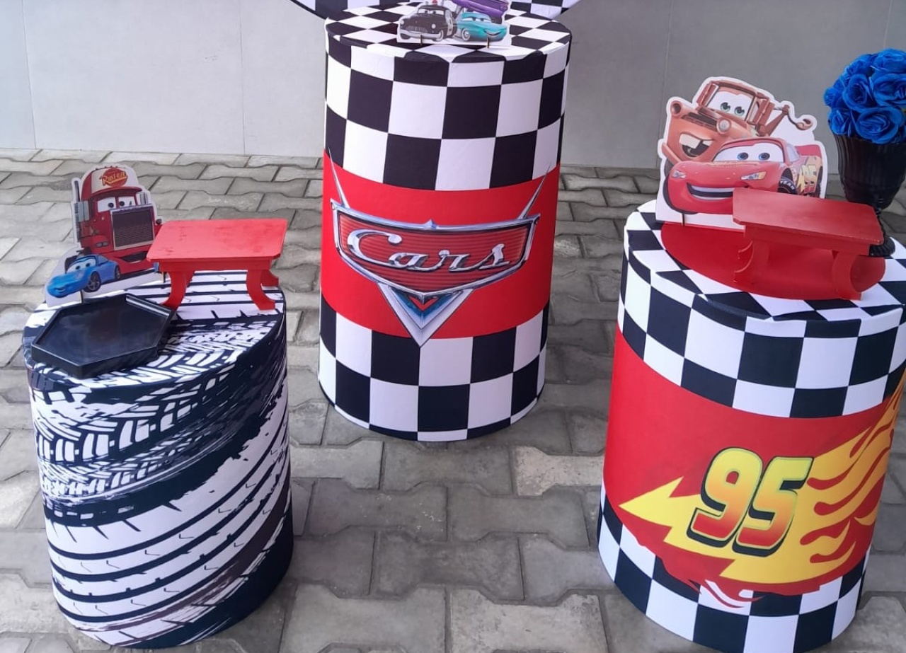 Trio de Capa Para Cilindro Carros - Bonequinha Preta Festas