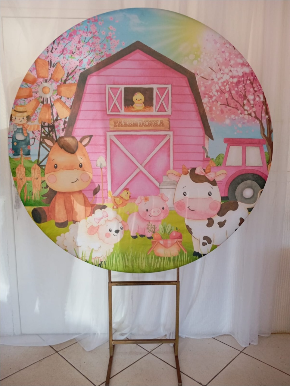 Capa Para Painel Redondo Fazendinha Rosa- 1,5Mt - Bonequinha Preta Festas