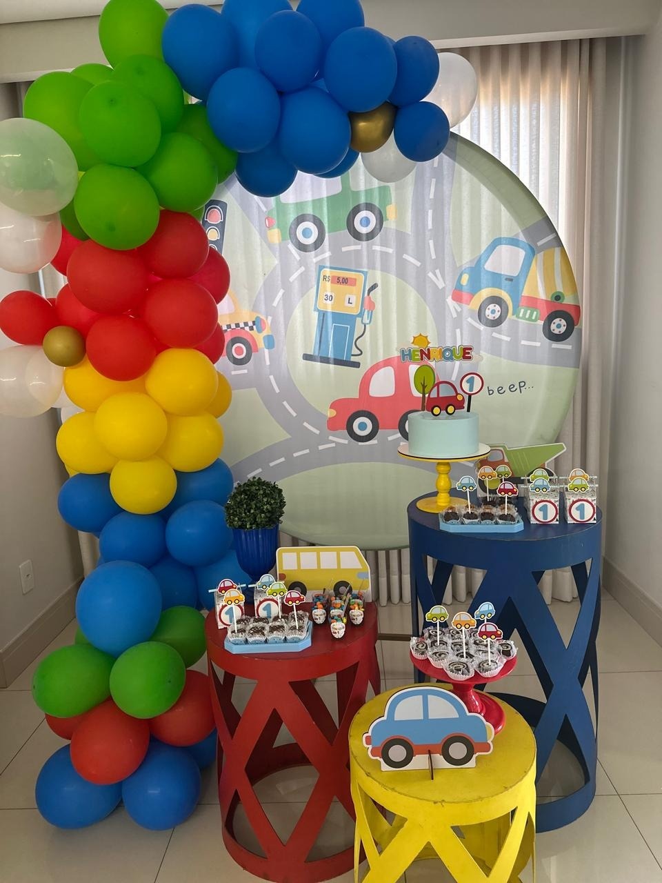 Kit Básico - Carrinhos - Bonequinha Preta Festas