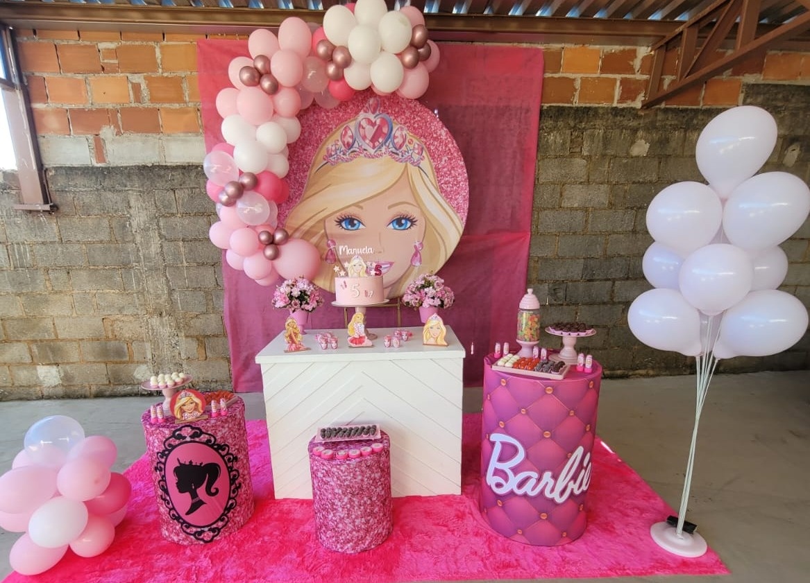 Kit Especial - Barbie - Bonequinha Preta Festas