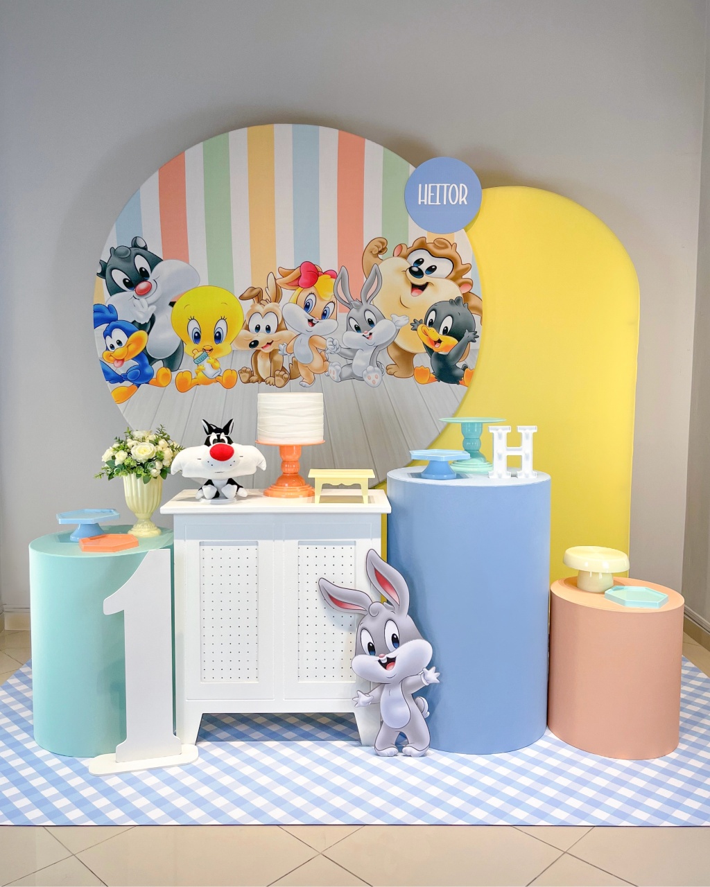 Kit Looney Tunes - Ouro - Bolando a Festa