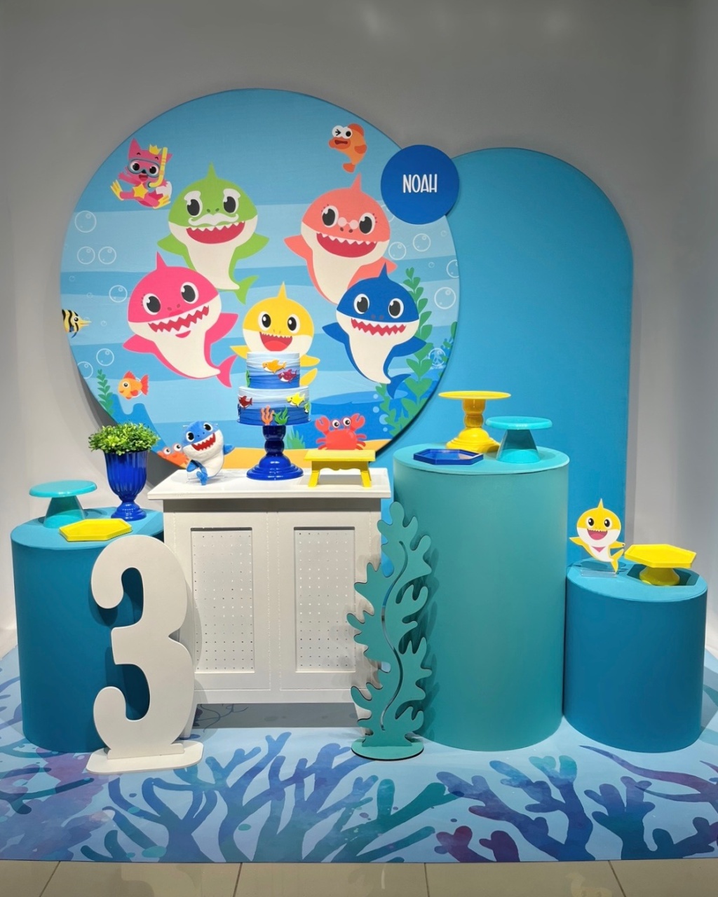 Kit Baby Shark Azul - Ouro - Bolando a Festa