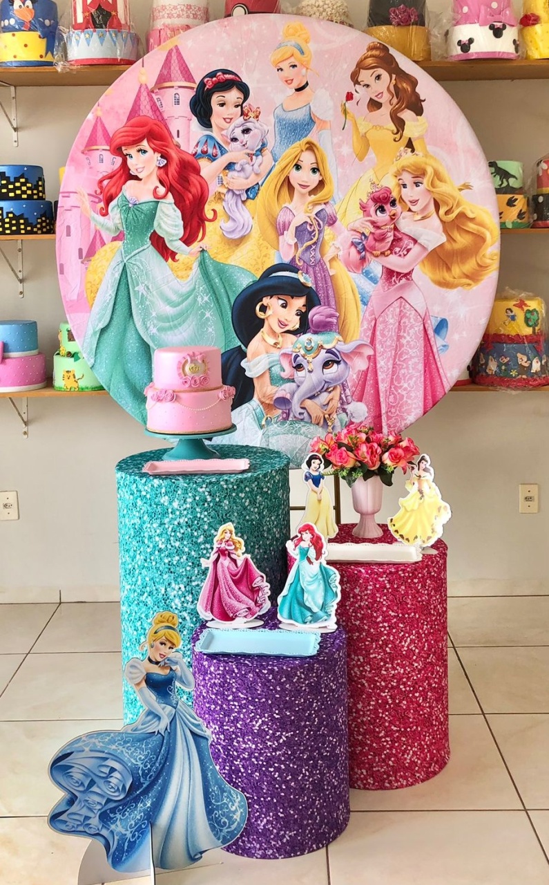 Princesas Disney - Plus - Catálogo Tay pegue e monte