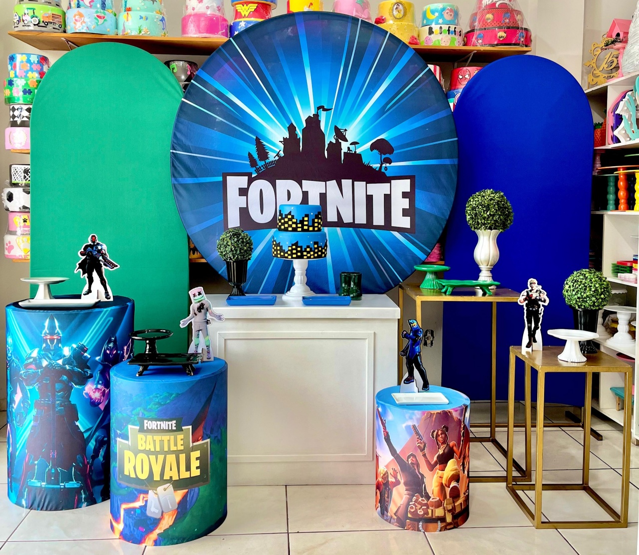 Fortnite - Mega - Catálogo Tay pegue e monte