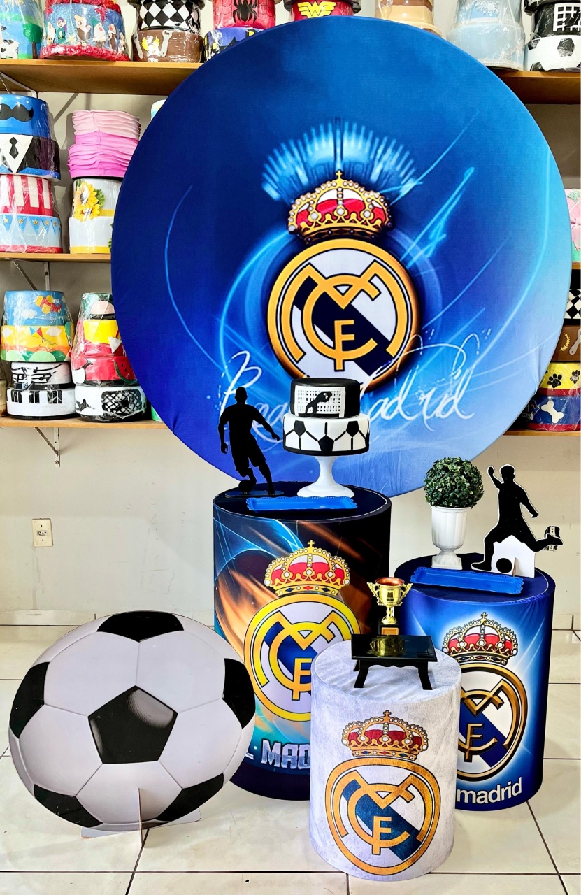 Real Madrid Plus - Futebol - Catálogo Tay pegue e monte