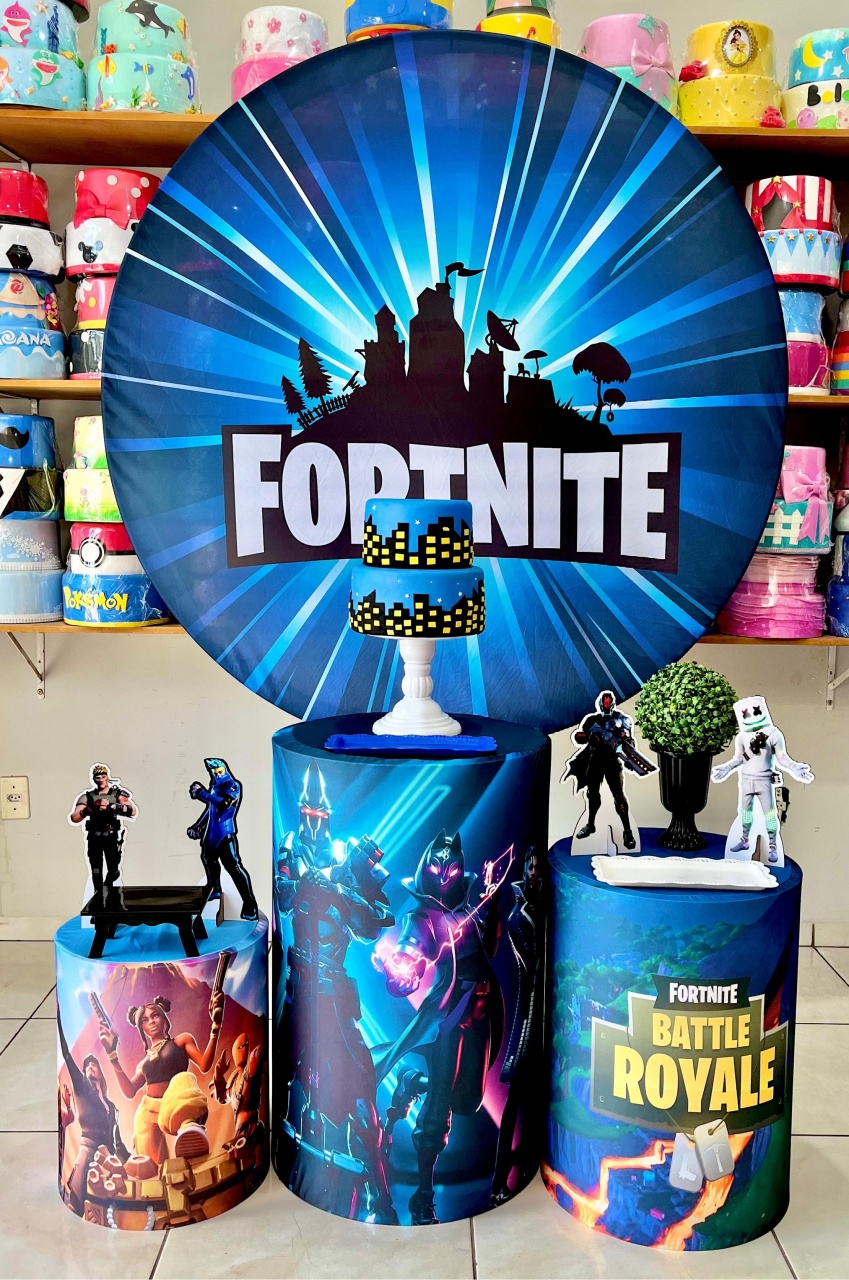 Fortnite - Plus - Catálogo Tay pegue e monte