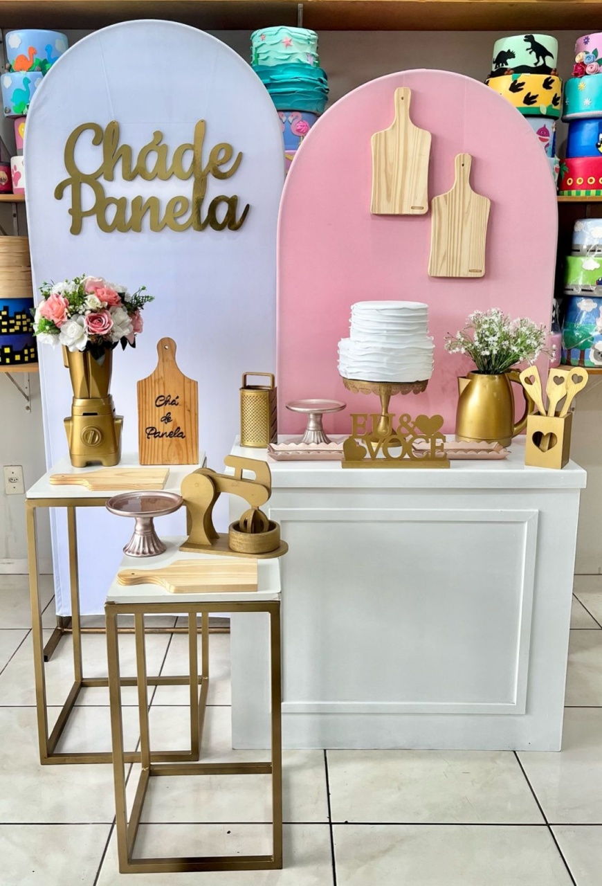 Chá de Panela Branco E Rosa Candy - Catálogo Tay pegue e monte