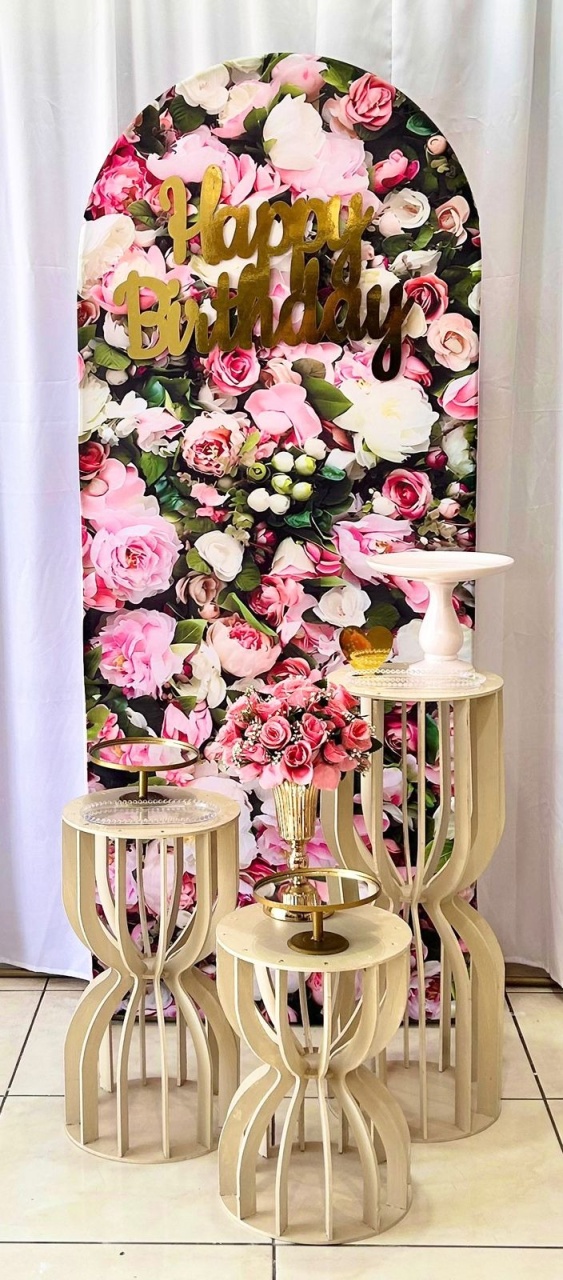 Romano Floral - Plus 3 - Catálogo Tay pegue e monte