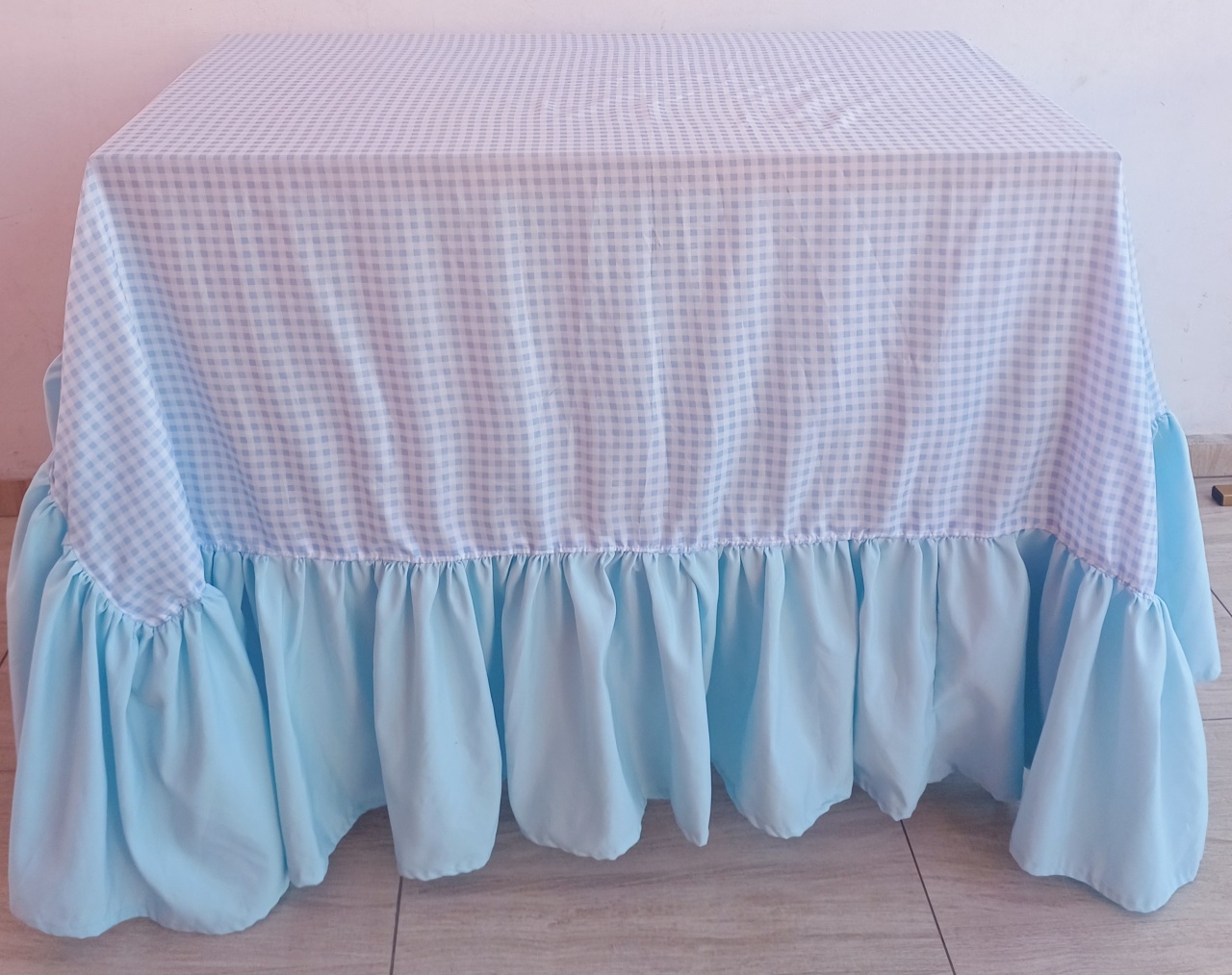 Toalha de Mesa Babado Azul Xadrez - Bella decor by Tamires