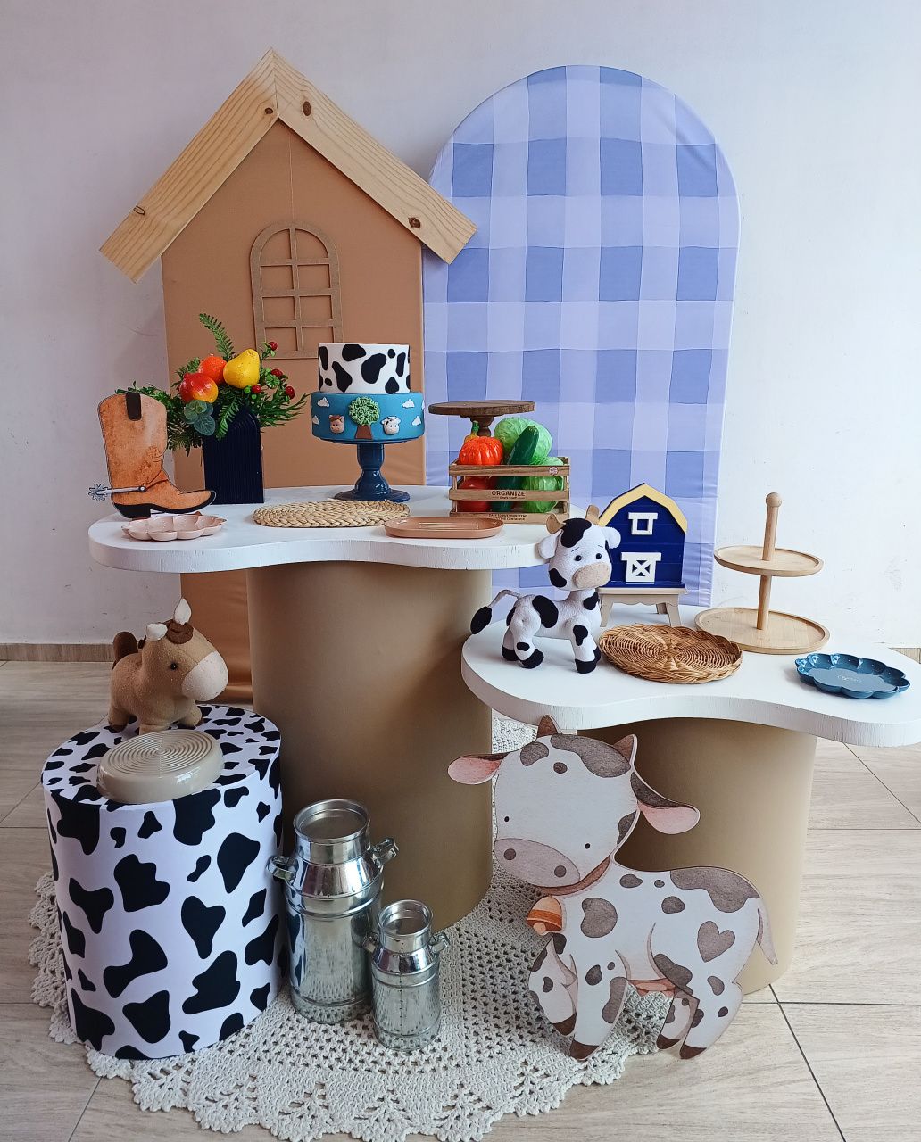 Fazendinha Orgânica Com Casinha Xadrez Azul - Bella decor by Tamires