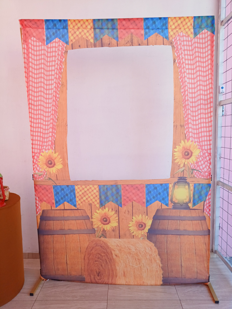 Painel Instagramável Festa Junina Modelo 2 - Bella decor by Tamires