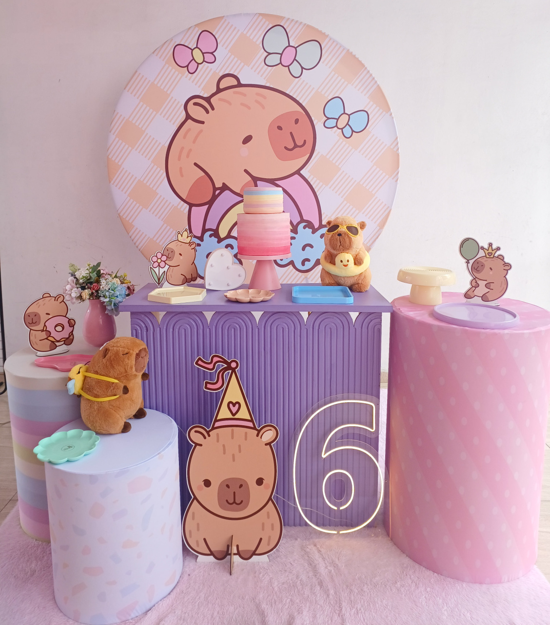 Capivara Kit Ideal Mesa Lilas Babado - Bella decor by Tamires