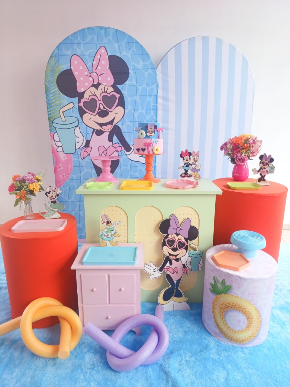Minnie Pool Party Opção 2 - Bella decor by Tamires