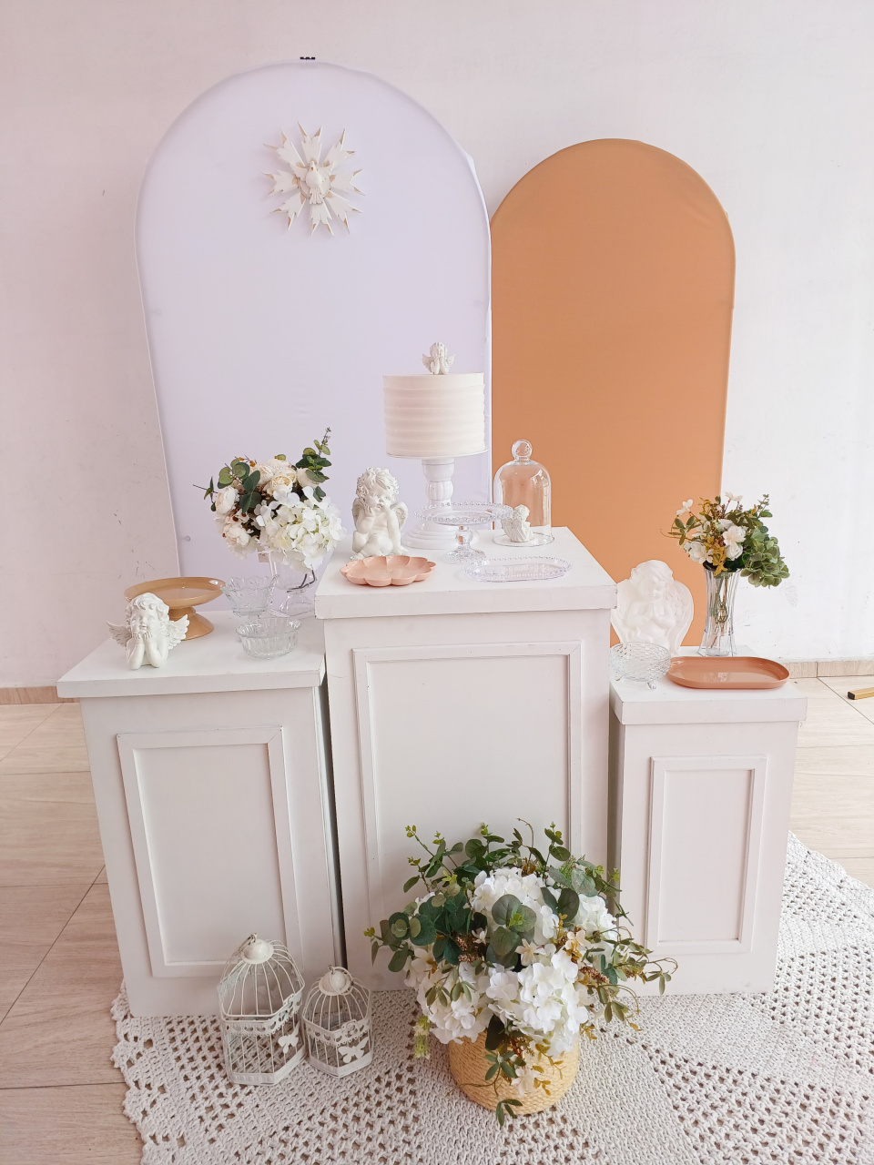 Batizado Branco E Bege  - Bella decor by Tamires