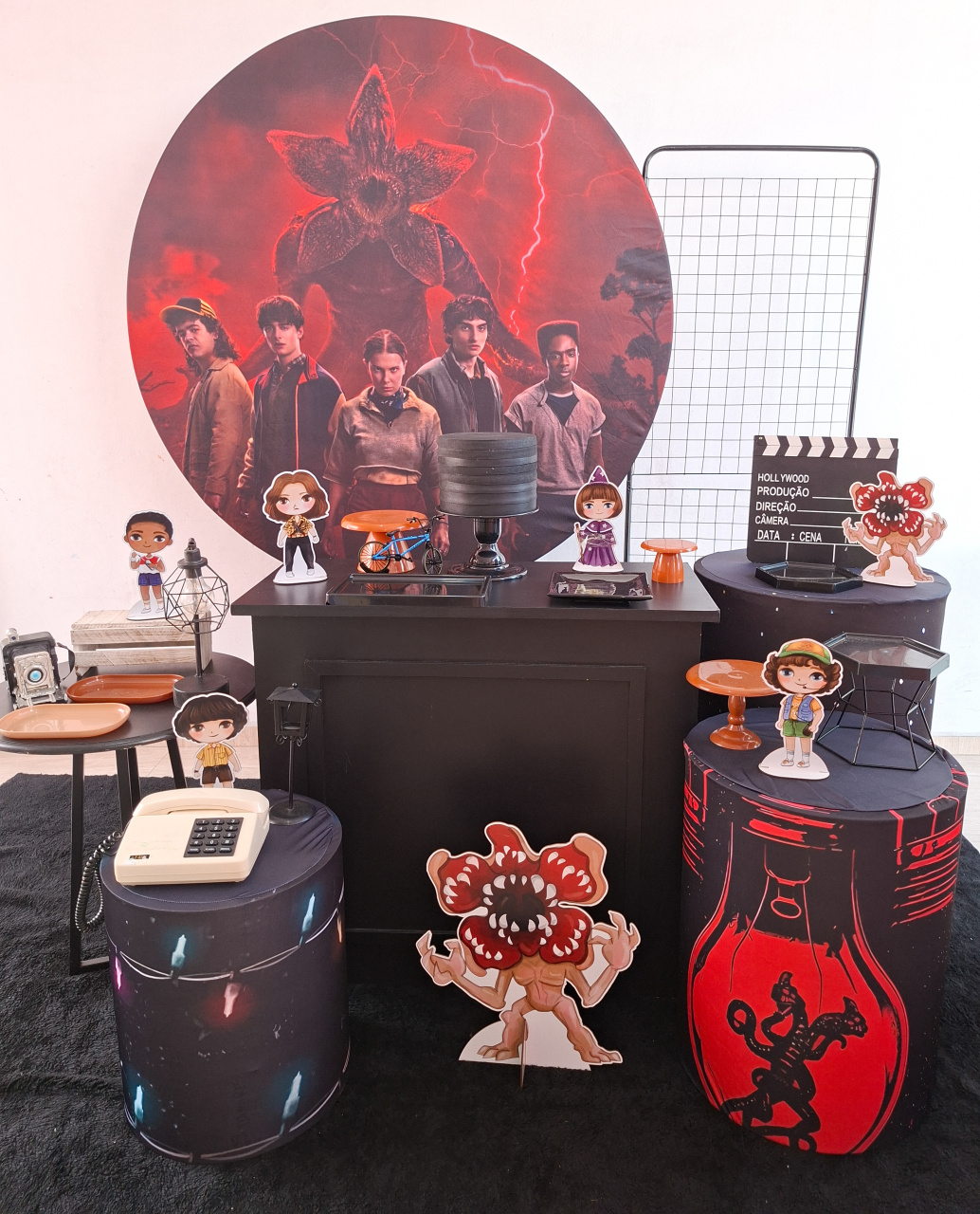 Stranger Things Kit Top - Bella decor by Tamires