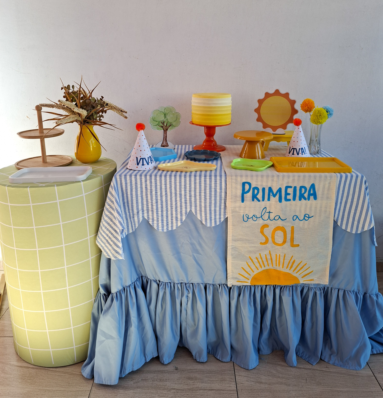Mesa Festiva Primeira Volta Ao Sol - Bella decor by Tamires