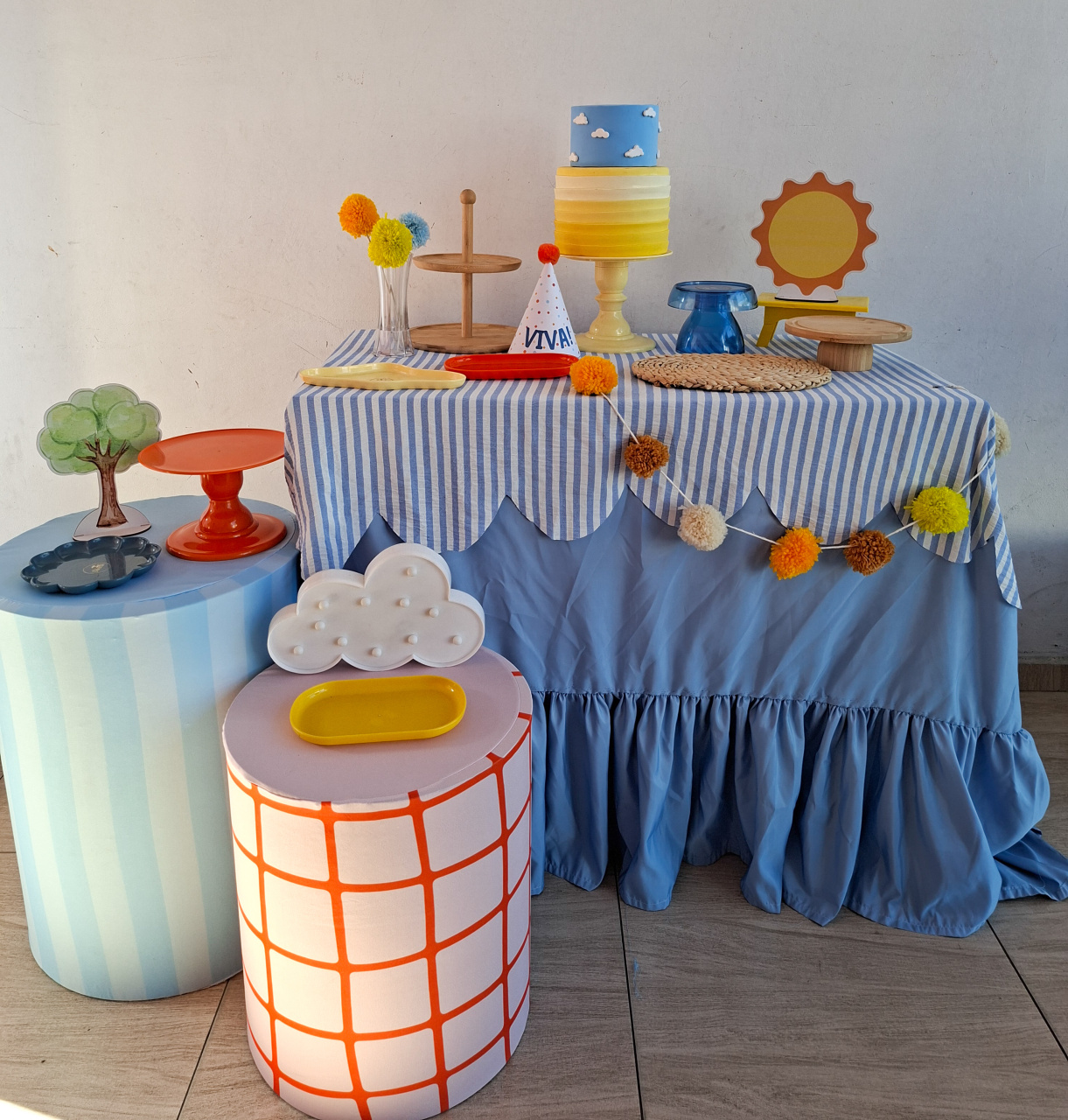 Mesa Festiva Raio de Sol 365 Sorrisos - Bella decor by Tamires
