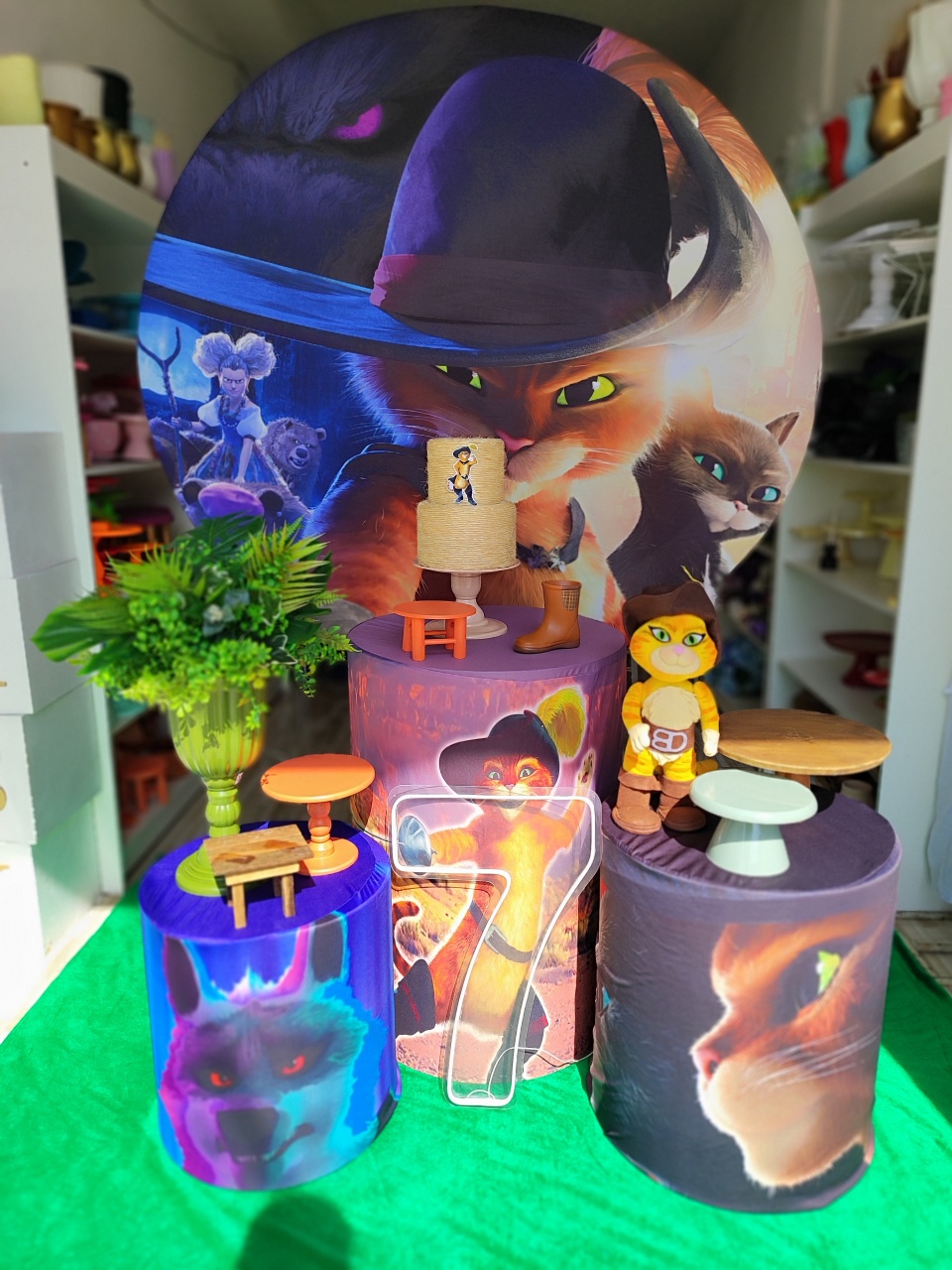 Gato de Botas - Pegue E Monte Pocket - LIS FESTAS E LOCAÇÕES