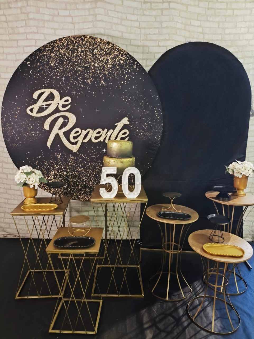 de Repente Kit Pegue E Monte -Premium - LIS FESTAS E LOCAÇÕES