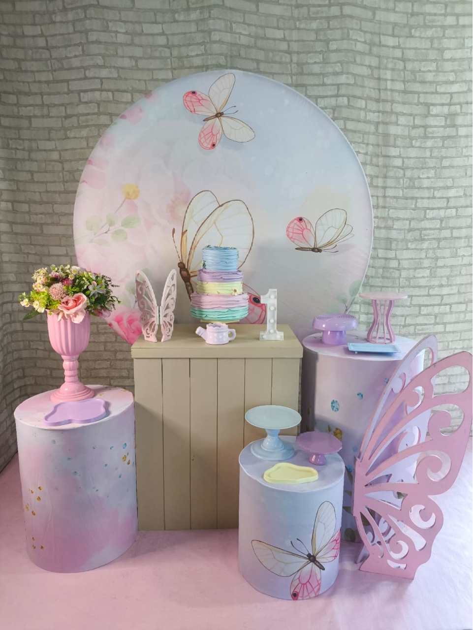 Borboleta Rosa - Pegue E Monte Plus  - LIS FESTAS E LOCAÇÕES