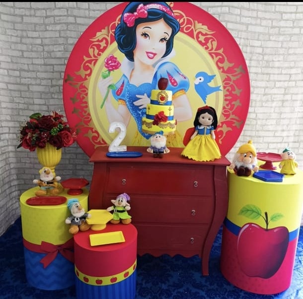 Branca de Neve- Pegue E Monte Plus - LIS FESTAS E LOCAÇÕES