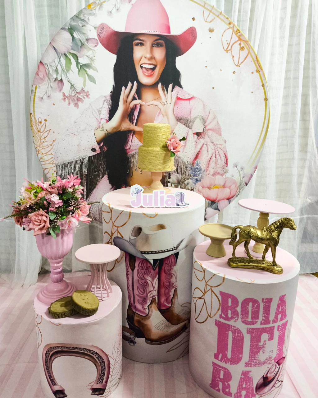 Ana Castela 2 Kit Pegue E Monte - Pocket - LIS FESTAS E LOCAÇÕES