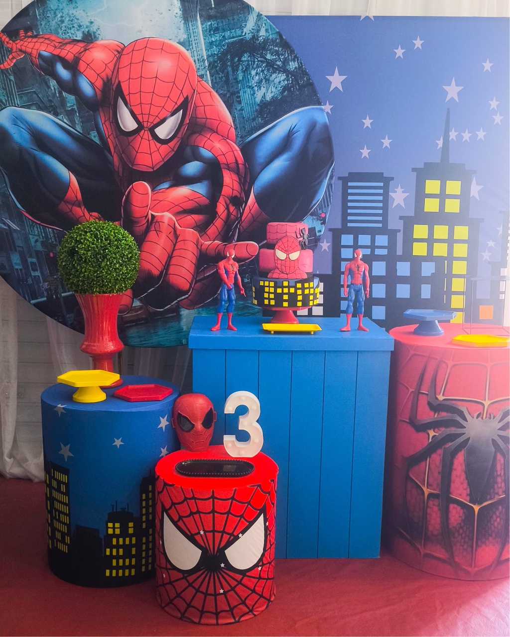 Homem Aranha Kit Pegue E Monte - Premium - LIS FESTAS E LOCAÇÕES
