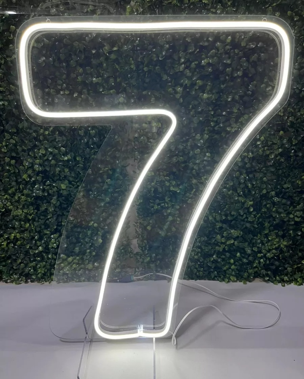 Led Nº 7 - adolettalocacoes