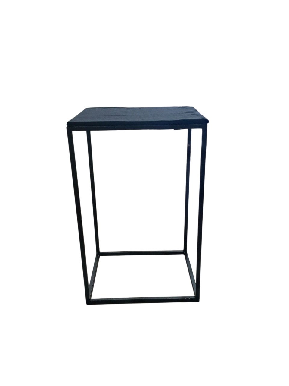 Mesa Cubo de Ferro - Preto - adolettalocacoes