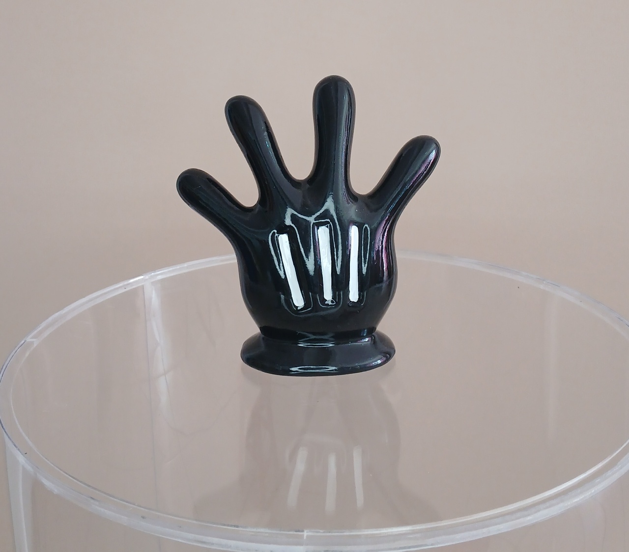 Mão Mickey Porcelana - Preto  - adolettalocacoes