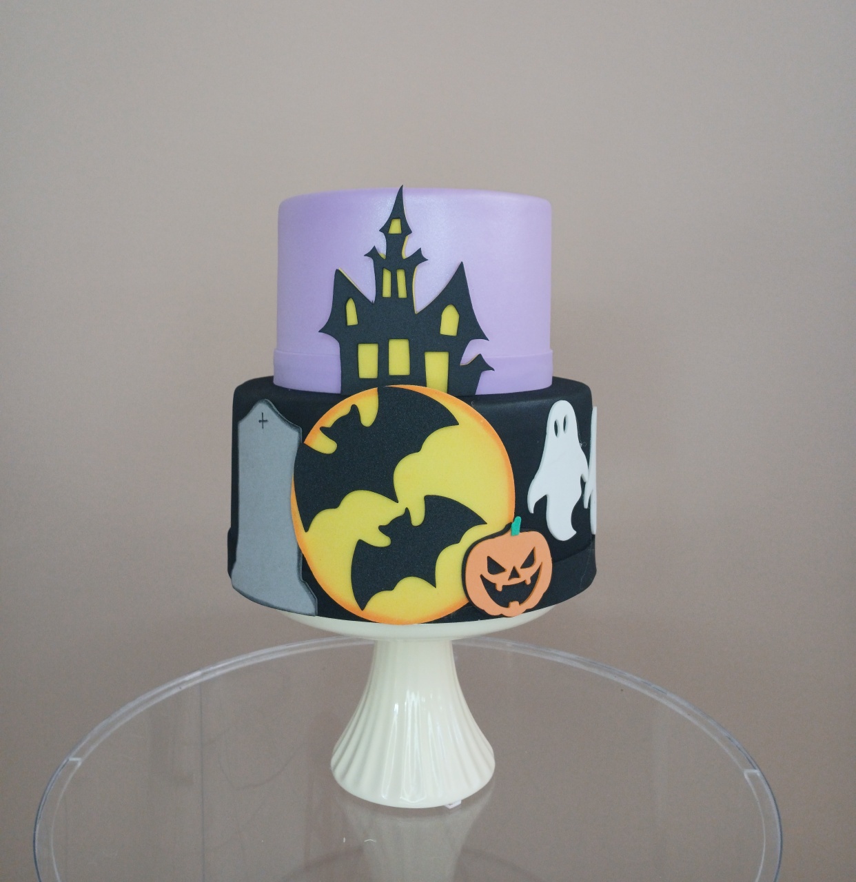 Bolo Cenográfico Halloween - adolettalocacoes