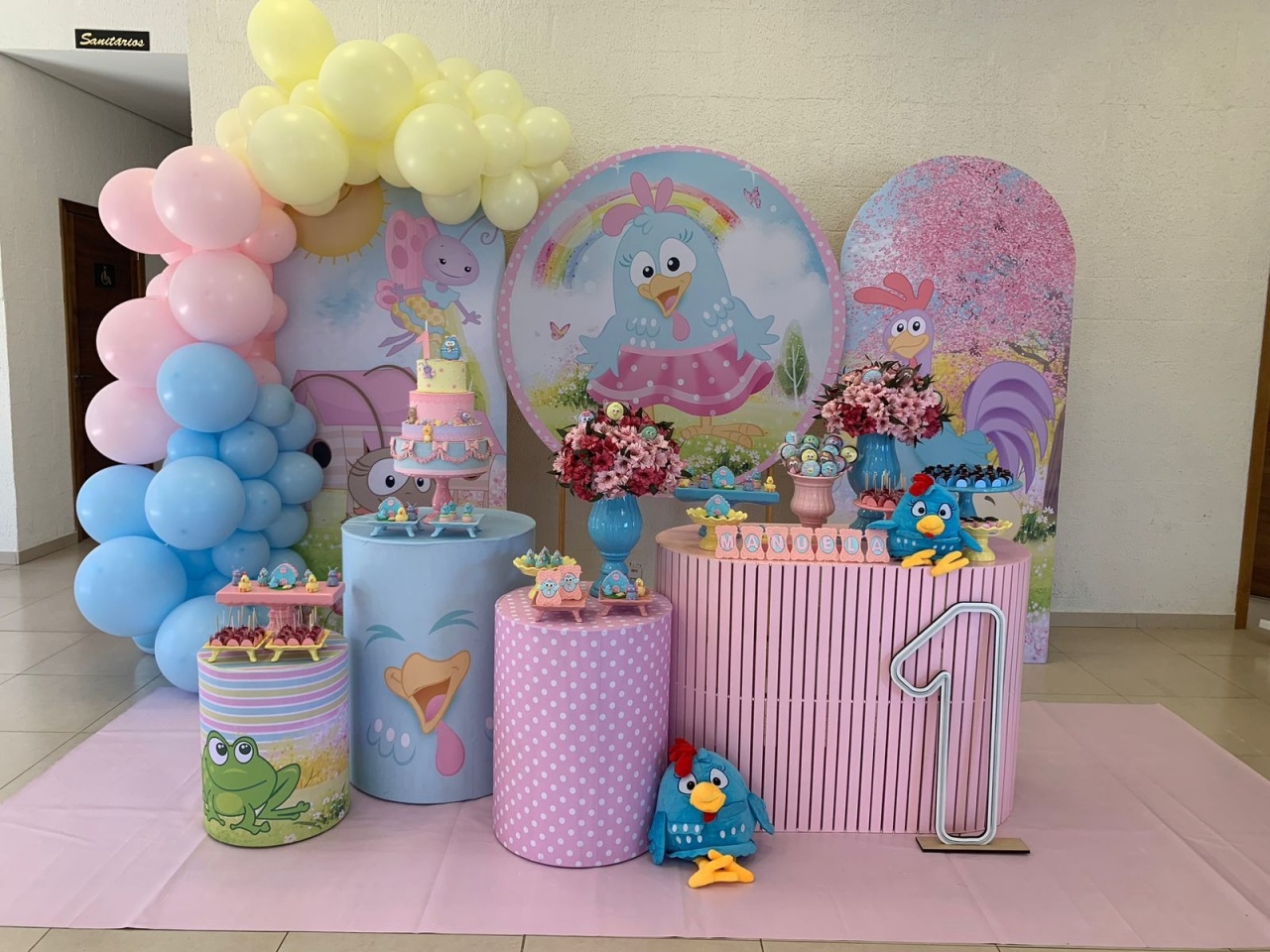 Decoração Galinha Pintadinha  - adolettalocacoes