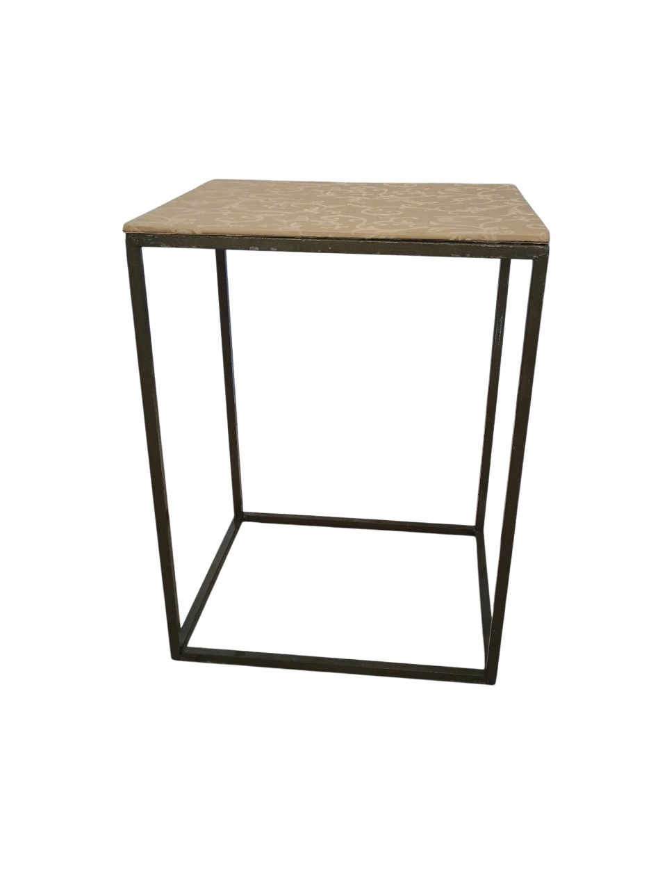 Mesa Cubo - Dourado  - adolettalocacoes