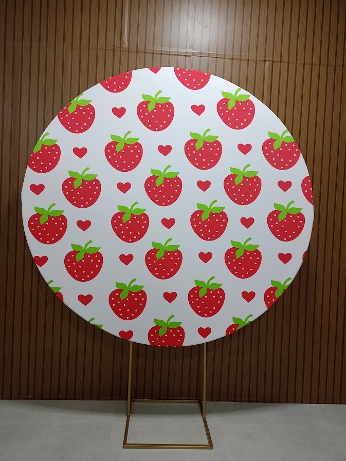 Painel Morangos Vermelhos - Moranguinho - Jetibà Festas
