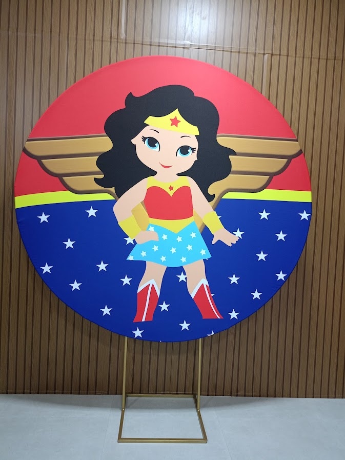 Painel Mulher Maravilha 2 - Jetibà Festas