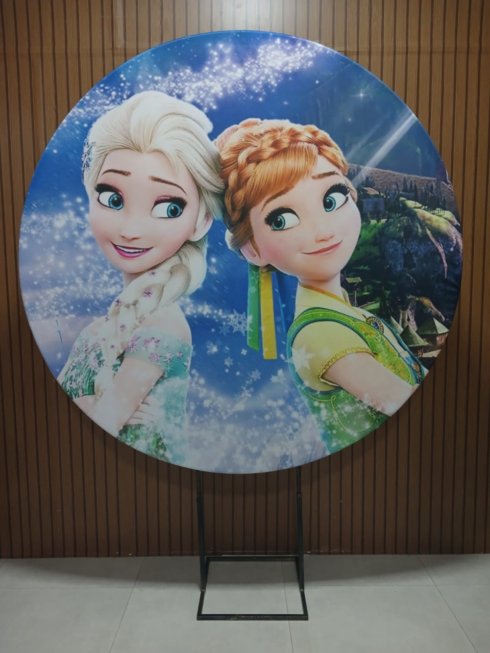 Painel Frouzen - Anna E Elsa  - Jetibà Festas