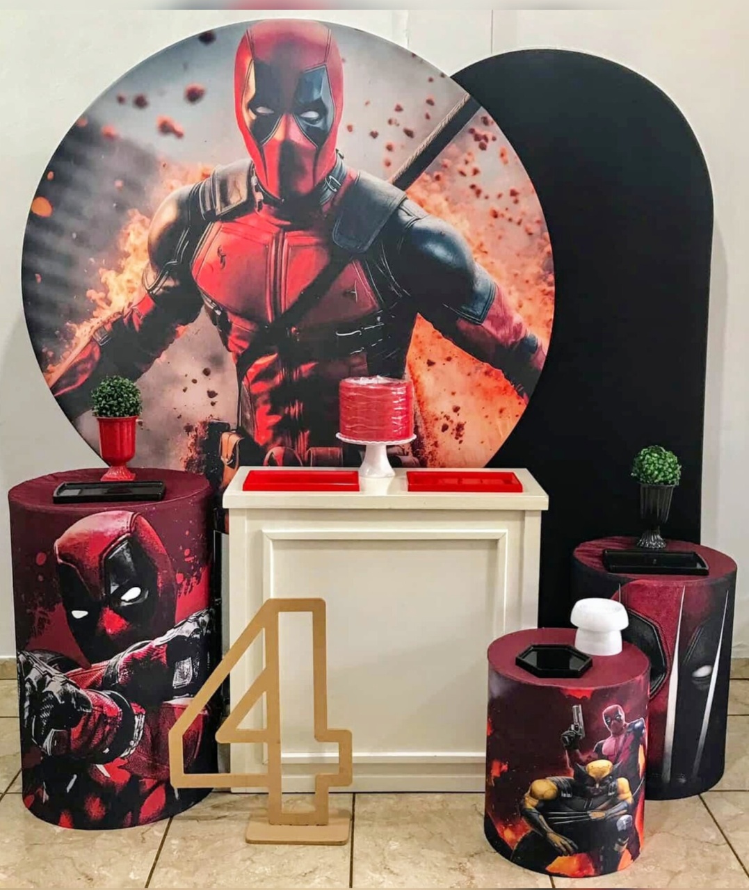 Kit Esmeralda Deadpool  - CARLA CHIESA FESTAS