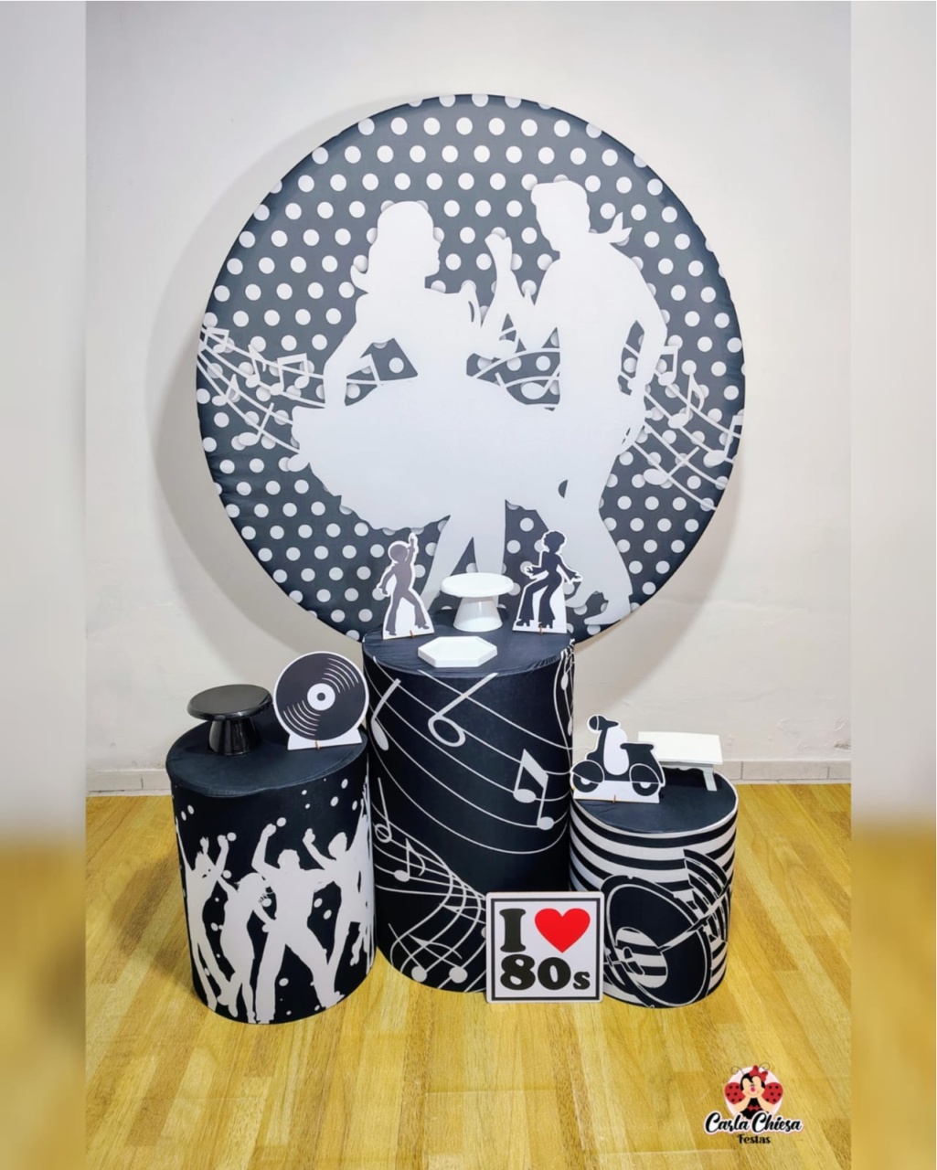 Kit Essencial Retro Anos 60/70/80 - CARLA CHIESA FESTAS