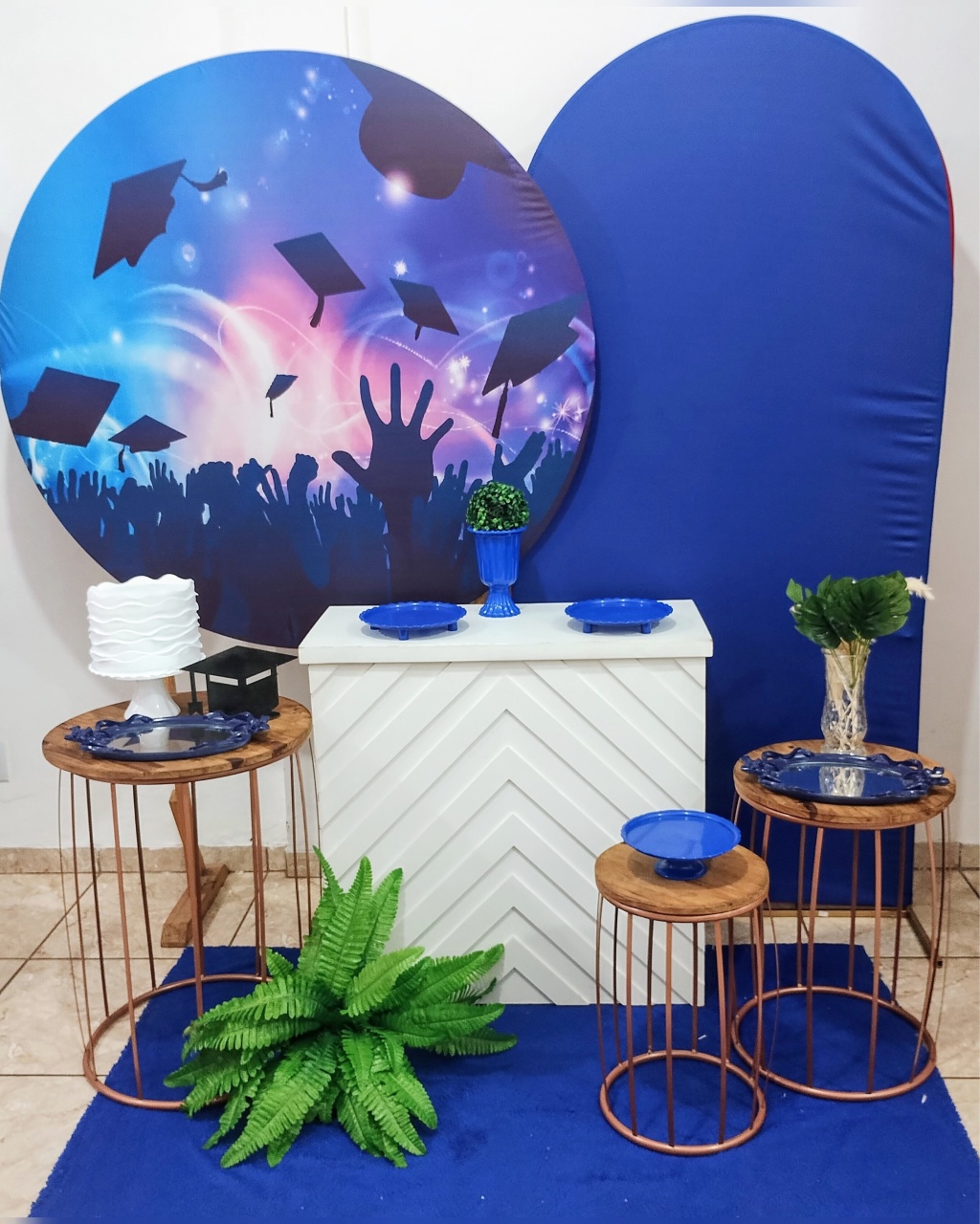 Composição Formatura Azul Royal E Prata - CARLA CHIESA FESTAS