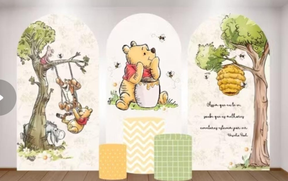 Composição 3 Paineis Pooh Aquarelado - CARLA CHIESA FESTAS