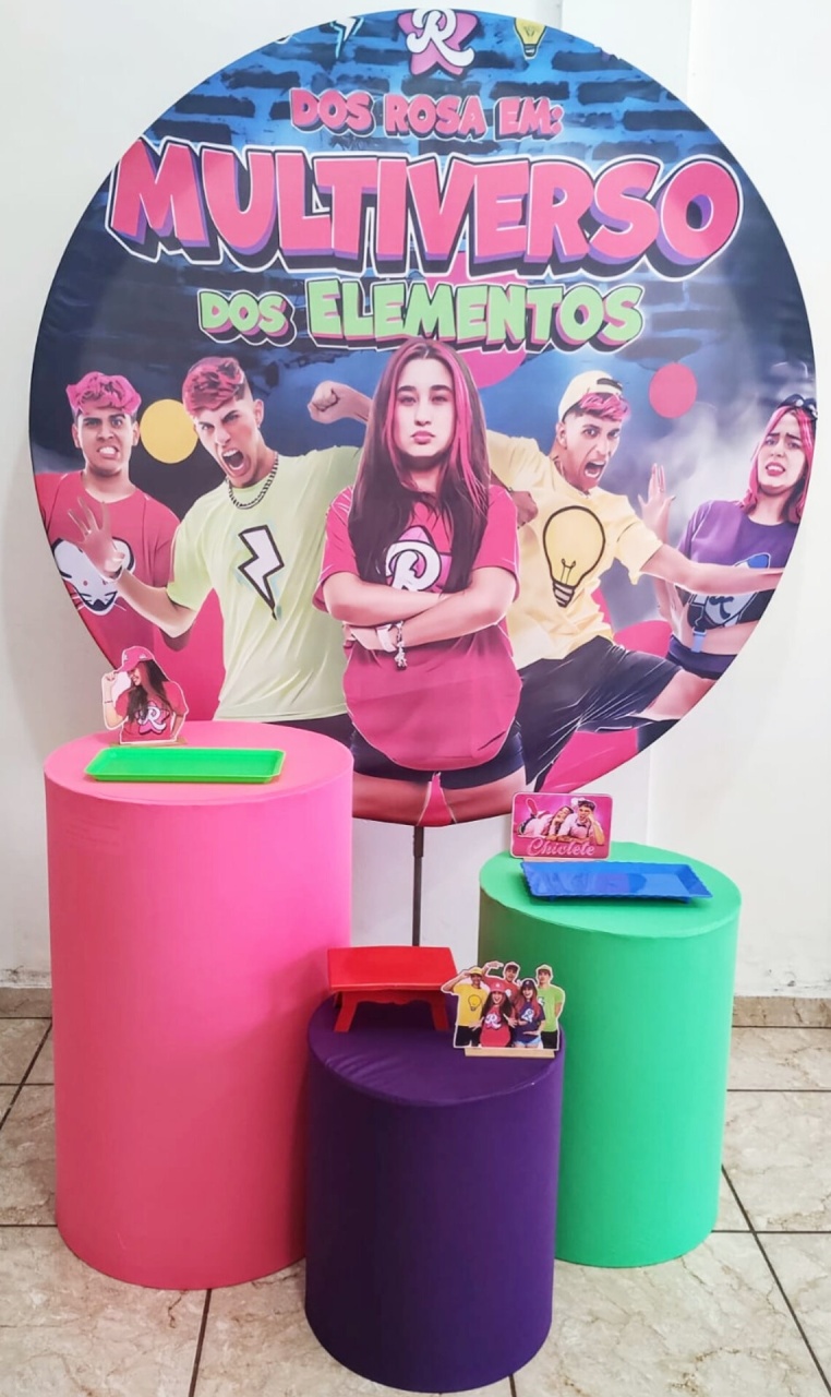 Kit Prata Emilly Vick / dos Rosa - CARLA CHIESA FESTAS