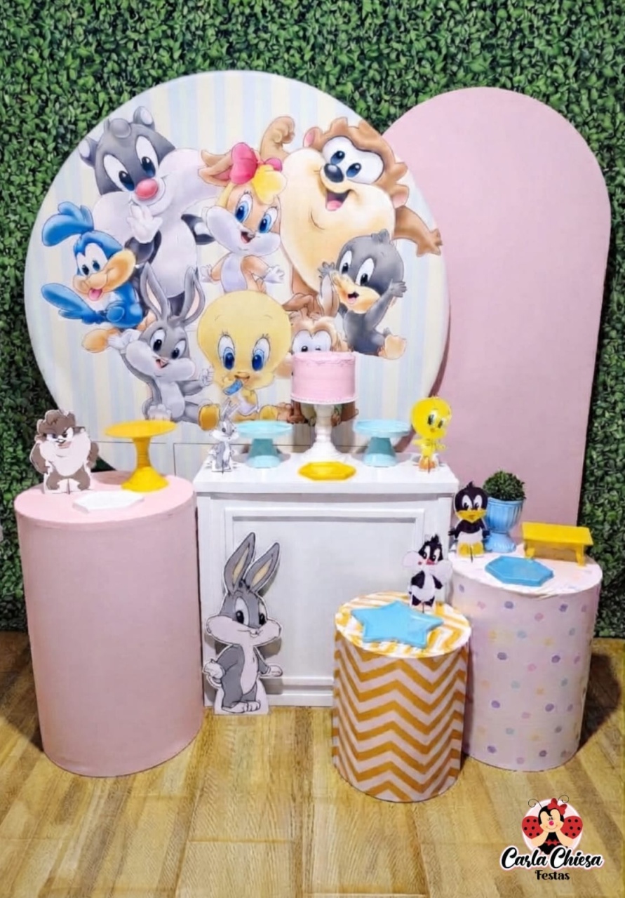 Kit Esmeralda Looney Tunes Baby Menina - CARLA CHIESA FESTAS
